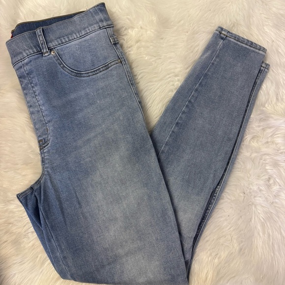 SPANX Skinny Pull On Jeans Light Wash Size L Tall 12/14 Style 20275T - Picture 7 of 10